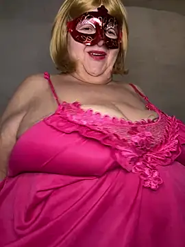 Snapshot of mariannecox chatting on 01-10-25, 07:21 mariannecox online show from 01-10-25, 07:21