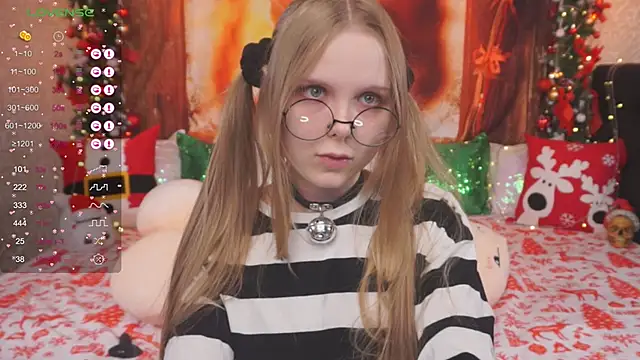 Snapshot of minx_g1rl chatting on 12-07-24, 06:26 minx g1rl online show from 12-07-24, 06:26