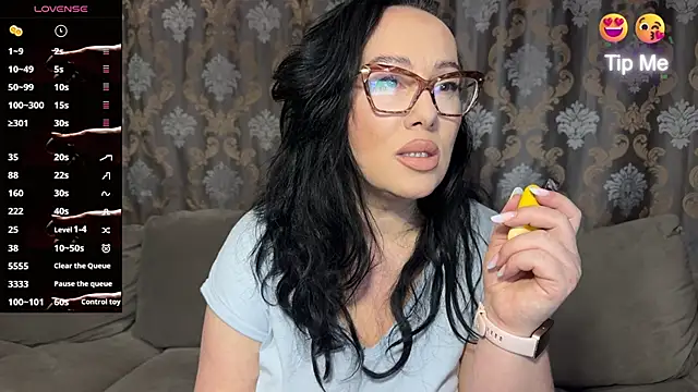 AnnaAnn online show from 05-03-26, 07:17