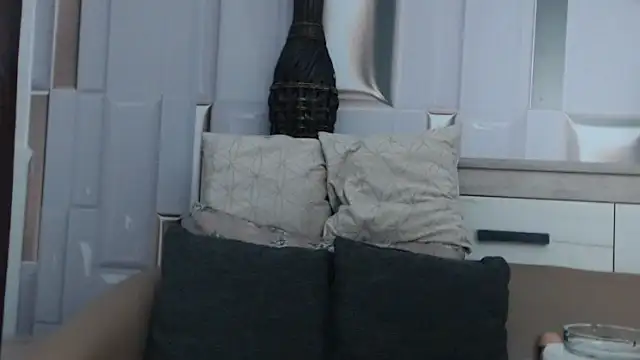 rosie69 online show from 10-11-25, 06:42