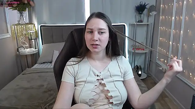 Snapshot of MollyBrams chatting on 03-11-25, 08:19 MollyBrams online show from 03-11-25, 08:19