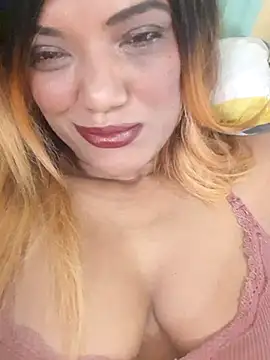 Indianpleasure300 online show from 03-10-26, 07:18