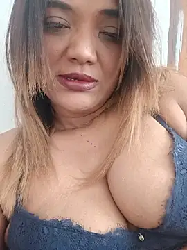 Snapshot of Indianpleasure300 chatting on 07-19-26, 01:30 Indianpleasure300 online show from 07-19-26, 01:30
