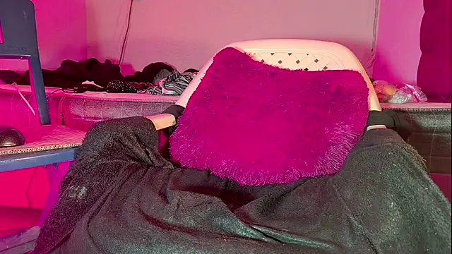 SEXYTRAV18 online show from 03-24-26, 07:58