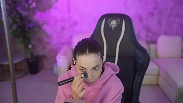 Kate054 online show from 12-15-25, 08:09