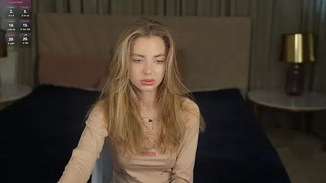 Snapshot of Kisasolo chatting on 09-14-25, 09:09 Kisasolo online show from 09-14-25, 09:09