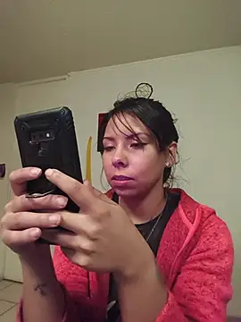 Snapshot of Diosagata chatting on 07-04-26, 04:19 Diosagata online show from 07-04-26, 04:19