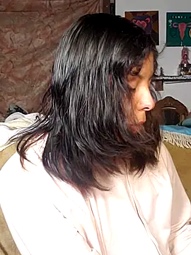 Snapshot of Diosagata chatting on 10-01-25, 03:33 Diosagata online show from 10-01-25, 03:33