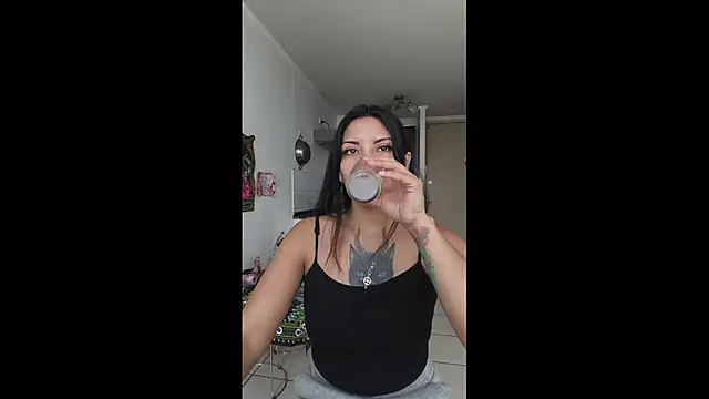 Snapshot of Diosagata chatting on 07-09-26, 08:41 Diosagata online show from 07-09-26, 08:41