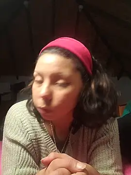Snapshot of Diosagata chatting on 10-27-25, 02:12 Diosagata online show from 10-27-25, 02:12