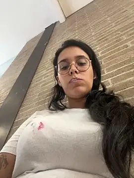 Annya-sweet online show from 02-05-25, 10:22