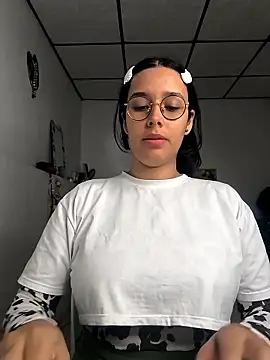 Annya-sweet online show from 01-17-26, 02:53