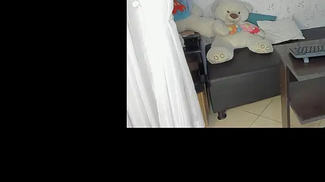 Sooffii 1 online show from 12-20-25, 07:17