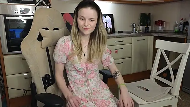 Snapshot of Nate__ chatting on 03-13-26, 11:48 Nate online show from 03-13-26, 11:48