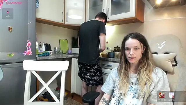 Snapshot of Nate__ chatting on 01-06-26, 05:11 Nate online show from 01-06-26, 05:11