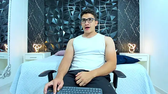 Snapshot of JeffDaltton chatting on 09-18-25, 03:59 JeffDaltton online show from 09-18-25, 03:59