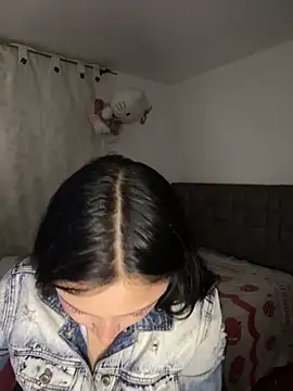 salome polaniiee online show from 04-11-26, 05:15