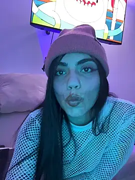 i am nina  online show from 11-26-25, 11:16