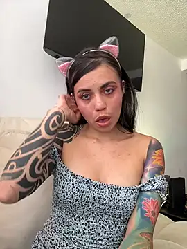 i am nina  online show from 12-03-25, 08:08