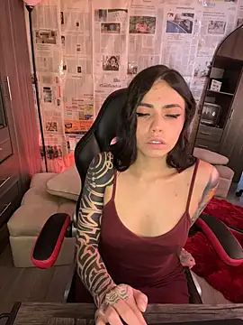 i am nina  online show from 04-05-26, 07:53