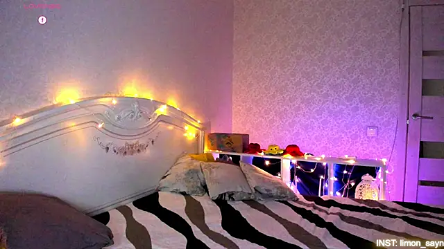 LillyMoure  online show from 02-17-26, 11:13