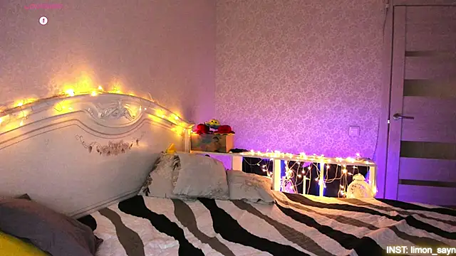 LillyMoure  online show from 02-08-26, 10:29