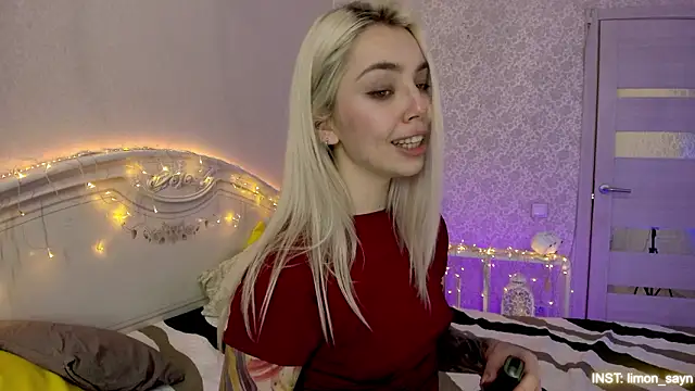 LillyMoure  online show from 02-03-26, 02:53