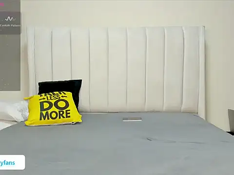  heavenlysent online show from 10-04-25, 04:25