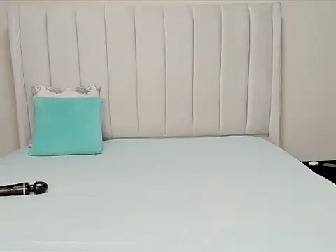  heavenlysent online show from 12-14-25, 04:29