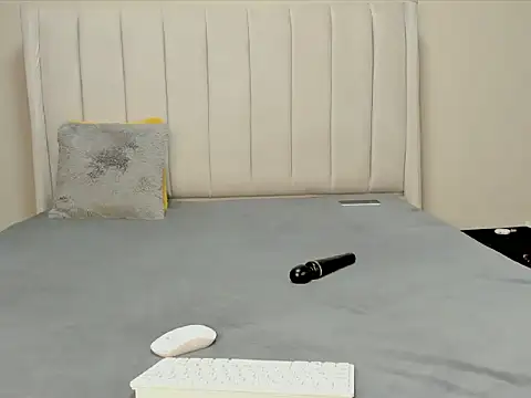  heavenlysent online show from 11-26-25, 03:39