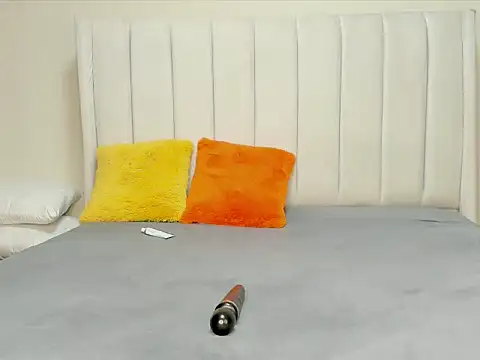  heavenlysent online show from 09-25-25, 04:18