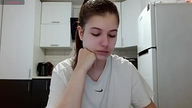 Snapshot of SayMeow_ chatting on 06-11-26, 05:59 SayMeow online show from 06-11-26, 05:59