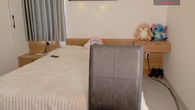 RedFires online show from 09-19-25, 05:22