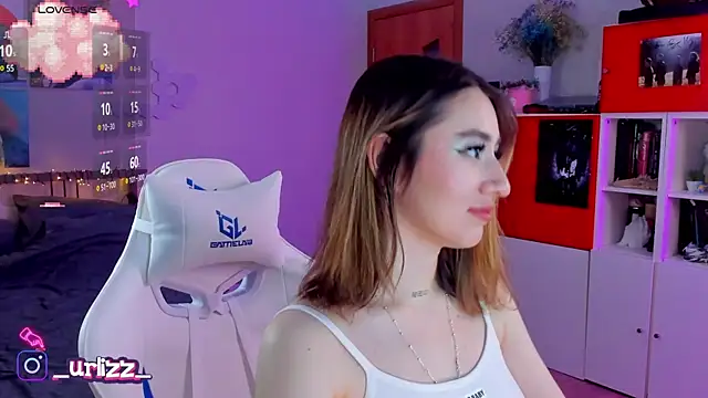 Snapshot of Fiona-Love chatting on 03-11-25, 11:37 Fiona-Love online show from 03-11-25, 11:37