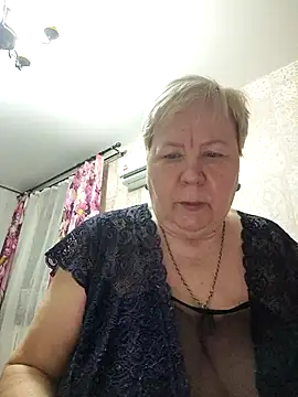 Snapshot of EffectFiona chatting on 02-23-26, 12:34 EffectFiona online show from 02-23-26, 12:34