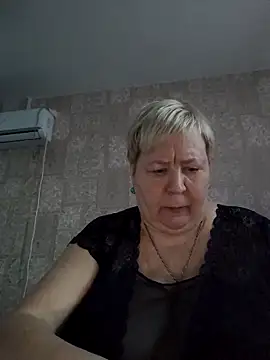 Snapshot of EffectFiona chatting on 02-23-26, 01:01 EffectFiona online show from 02-23-26, 01:01