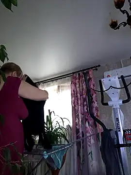 EffectFiona online show from 11-25-25, 04:35