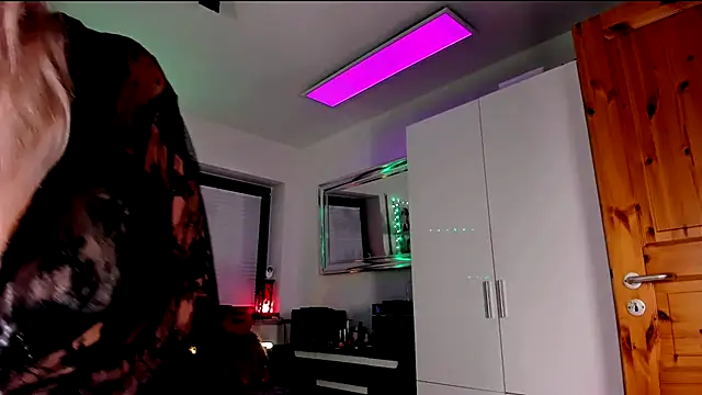 2bigass4 u online show from 09-25-25, 03:34