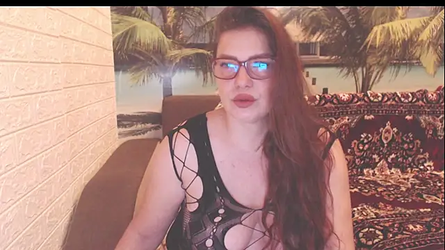 Queen  Natasha online show from 10-26-25, 08:31