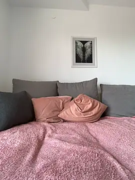 MaviePearl online show from 04-13-26, 07:45