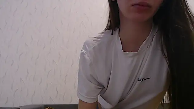 HoneyWiles online show from 01-11-26, 02:13