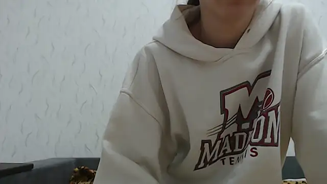 HoneyWiles online show from 01-14-26, 02:20