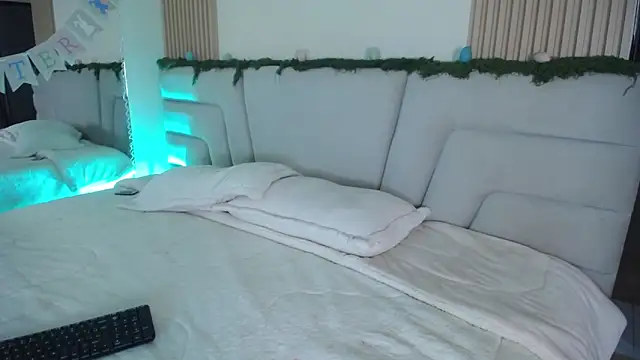 Miss Loise online show from 03-31-26, 04:03