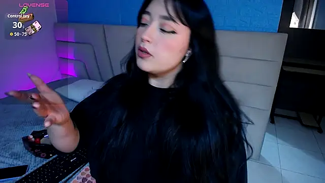 Miss Loise online show from 09-25-25, 04:40