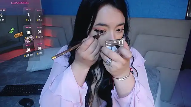 Miss Loise online show from 09-26-25, 03:46