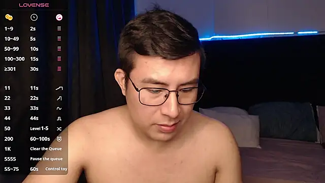 andrewmhilton  online show from 11-13-25, 06:17