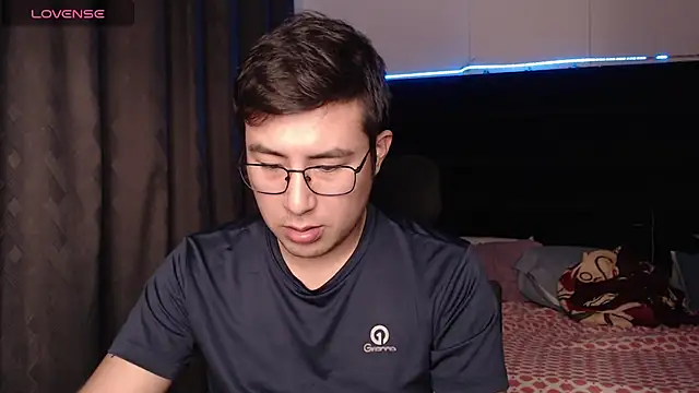 andrewmhilton  online show from 01-17-26, 07:12