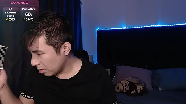 andrewmhilton  online show from 02-23-26, 06:47