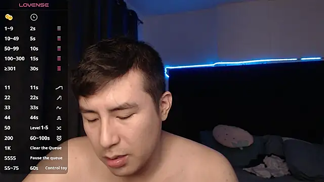 andrewmhilton  online show from 10-28-25, 06:45