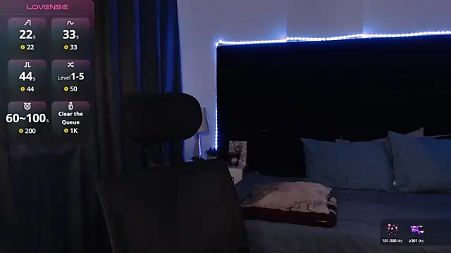 andrewmhilton  online show from 02-25-26, 12:00